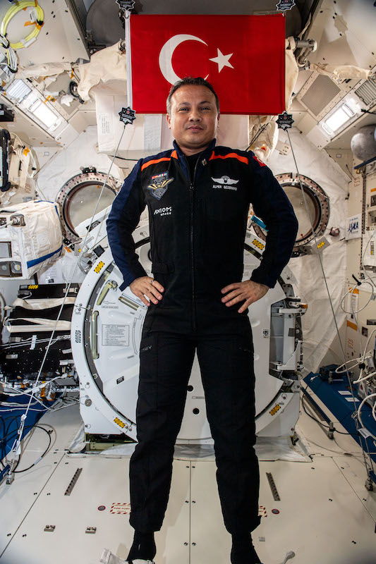 İlk Türk Astronot Alper Gezeravcı